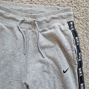 Nike joggers